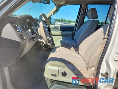 Zdjęcie 7 z 12 samochodu: 2008 FORD EXPEDITION XLT VIN:1FMFU16588LA07694 - miniatura