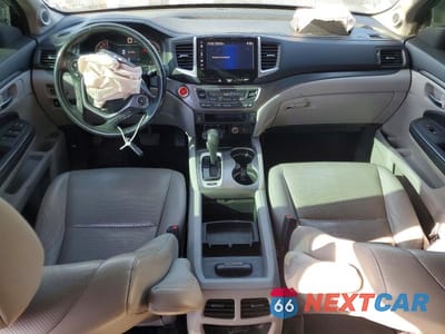 Zdjęcie 8 z 13 samochodu: 2017 HONDA RIDGELINE RTL VIN:5FPYK3F65HB001465 - miniatura