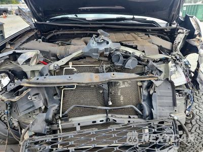 Zdjęcie 12 z 14 samochodu: 2016 TOYOTA 4RUNNER TRD PRO VIN:JTEBU5JR9G5308915 - miniatura