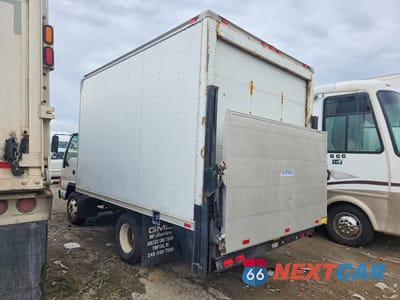 Drugie zdjęcie samochodu z przodu: 2004 ISUZU NPR HD BOX TRUCK VIN:4KLB4B1U64J802658 - miniatura