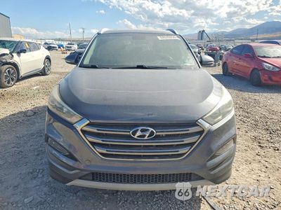 Piąte zdjęcie samochodu w środku: 2017 HYUNDAI TUCSON LIMITED VIN:KM8J33A2XHU320892 - miniatura