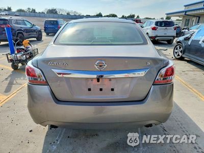 Zdjęcie 6 z 12 samochodu: 2015 NISSAN ALTIMA 2.5 S VIN:1N4AL3AP8FN910571 - miniatura