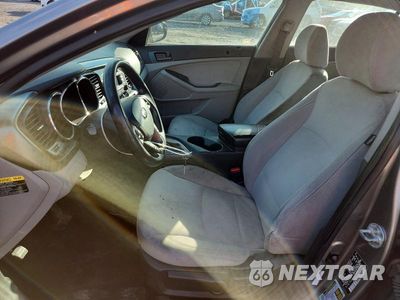 Zdjęcie 7 z 13 samochodu: 2013 KIA OPTIMA LX VIN:5XXGM4A71DG171964 - miniatura