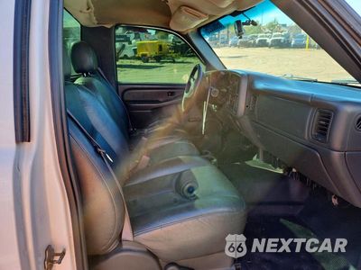 Zdjęcie 10 z 12 samochodu: 2005 GMC NEW SIERRA C1500 VIN:1GTEC14V45Z336925 - miniatura
