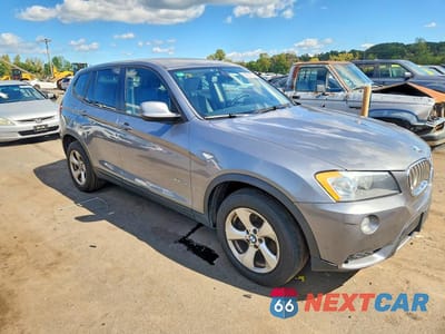 Czwarte zdjęcie samochodu z boku: 2011 BMW X3 XDRIVE28I VIN:5UXWX5C53BL704705 - miniatura