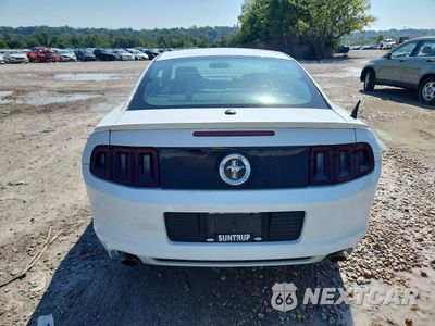 Zdjęcie 6 z 12 samochodu: 2014 FORD MUSTANG VIN:1ZVBP8AM7E5210798 - miniatura