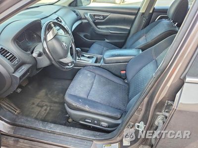Zdjęcie 7 z 12 samochodu: 2017 NISSAN ALTIMA 2.5 SV VIN:1N4AL3AP0HC154359 - miniatura