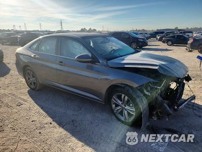 Czwarte zdjęcie samochodu z boku: 2024 VOLKSWAGEN JETTA SE VIN:3VW7M7BU9RM014143 - miniatura
