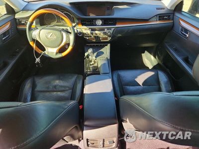 Zdjęcie 8 z 12 samochodu: 2014 LEXUS ES 300H VIN:JTHBW1GG1E2060217 - miniatura
