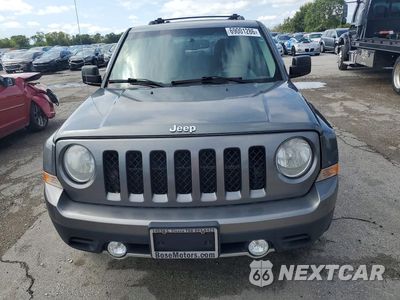 Piąte zdjęcie samochodu w środku: 2011 JEEP PATRIOT LATITUDE VIN:1J4NF4GB0BD278874 - miniatura