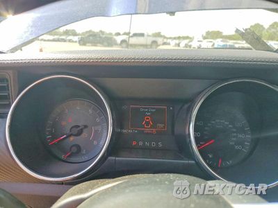 Zdjęcie 9 z 12 samochodu: 2015 FORD MUSTANG VIN:1FA6P8AMXF5329442 - miniatura
