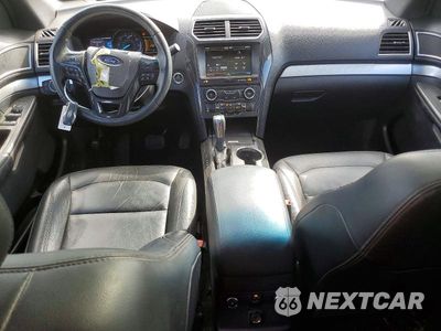 Zdjęcie 8 z 13 samochodu: 2016 FORD EXPLORER XLT VIN:1FM5K8DHXGGC74091 - miniatura