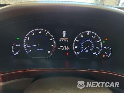 Zdjęcie 9 z 12 samochodu: 2013 HYUNDAI EQUUS SIGNATURE VIN:KMHGH4JH6DU064184 - miniatura