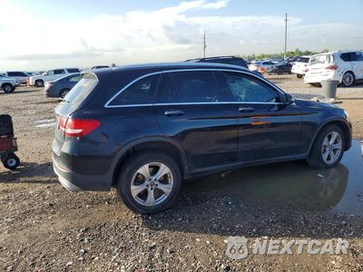 Trzecie zdjęcie samochodu z tyłu: 2018 MERCEDES-BENZ GLC 300 VIN:WDC0G4JB3JV039425 - miniatura