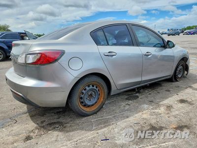 Trzecie zdjęcie samochodu z tyłu: 2010 MAZDA 3 I VIN:JM1BL1SF1A1113720 - miniatura