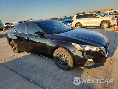 Czwarte zdjęcie samochodu z boku: 2019 NISSAN ALTIMA S VIN:1N4BL4BV4KC229885 - miniatura