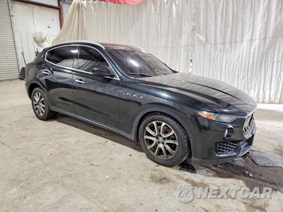 Czwarte zdjęcie samochodu z boku: 2017 MASERATI LEVANTE VIN:ZN661XUA5HX207116 - miniatura