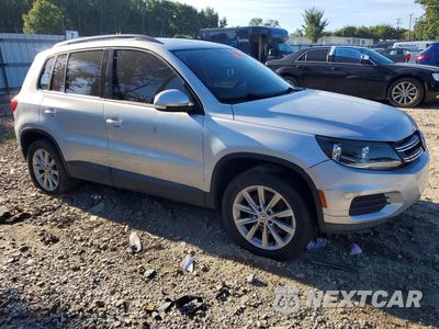 Czwarte zdjęcie samochodu z boku: 2017 VOLKSWAGEN TIGUAN S VIN:WVGAV7AX1HK042991 - miniatura