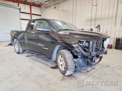 Czwarte zdjęcie samochodu z boku: 2019 RAM 1500 BIG HORN/LONE STAR VIN:1C6SRFBT9KN812063 - miniatura