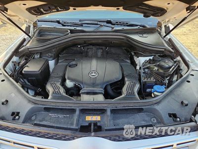 Zdjęcie 12 z 14 samochodu: 2017 MERCEDES-BENZ GLS 450 4MATIC VIN:4JGDF6EE4HA849508 - miniatura