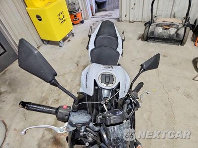 Piąte zdjęcie samochodu w środku: 2017 KAWASAKI ER650 G VIN:JKAEREG19HDA00863 - miniatura