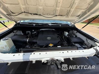 Zdjęcie 7 z 10 samochodu: 2016 TOYOTA TUNDRA SR VIN:5TFRM5F14GX099481 - miniatura