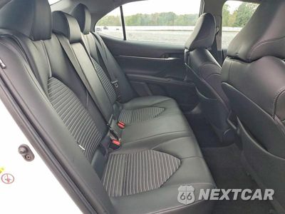 Zdjęcie 10 z 12 samochodu: 2018 TOYOTA CAMRY SE VIN:4T1B11HK4JU616422 - miniatura