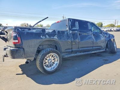 Trzecie zdjęcie samochodu z tyłu: 2022 RAM 3500 BIG HORN/LONE STAR VIN:3C63R3LL4NG120792 - miniatura