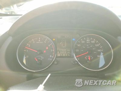 Zdjęcie 9 z 14 samochodu: 2011 NISSAN ROGUE S VIN:JN8AS5MV8BW672751 - miniatura
