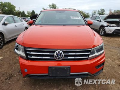 Piąte zdjęcie samochodu w środku: 2018 VOLKSWAGEN TIGUAN SE VIN:3VV2B7AX7JM209761 - miniatura