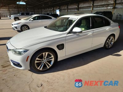 2017 BMW 330E WBA8E1C56HK480088 - główne zdjęcie licytacji z USA - miniatura