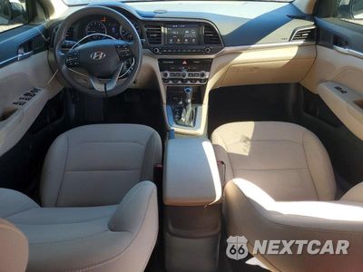 Zdjęcie 8 z 12 samochodu: 2020 HYUNDAI ELANTRA SEL VIN:5NPD84LF3LH508133 - miniatura