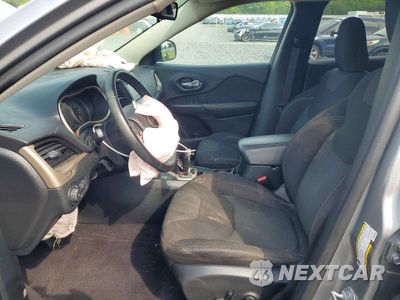 Zdjęcie 7 z 13 samochodu: 2016 JEEP CHEROKEE LATITUDE VIN:1C4PJMCS1GW286481 - miniatura
