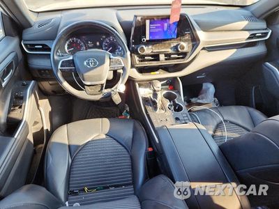 Zdjęcie 8 z 12 samochodu: 2024 TOYOTA HIGHLANDER XSE VIN:5TDKDRAH4RS528785 - miniatura