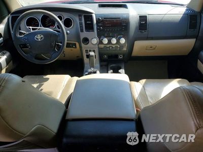 Zdjęcie 8 z 12 samochodu: 2010 TOYOTA TUNDRA CREWMAX SR5 VIN:5TFEY5F11AX091896 - miniatura