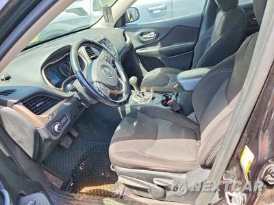 Zdjęcie 7 z 13 samochodu: 2016 JEEP CHEROKEE LATITUDE VIN:1C4PJMCB3GW340878 - miniatura