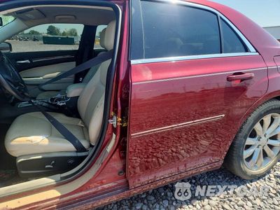 Zdjęcie 12 z 13 samochodu: 2018 CHRYSLER 300 TOURING VIN:2C3CCARG6JH165451 - miniatura