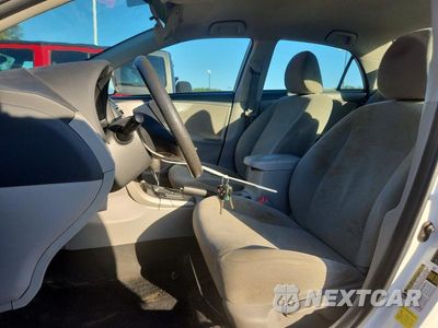 Zdjęcie 7 z 12 samochodu: 2012 TOYOTA COROLLA L VIN:2T1BU4EE5CC823994 - miniatura