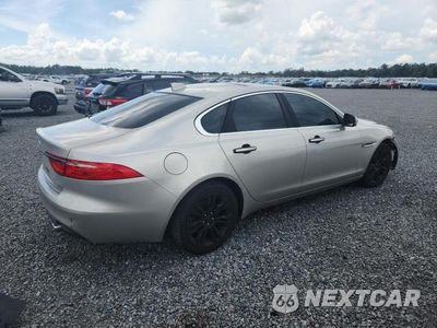 Trzecie zdjęcie samochodu z tyłu: 2016 JAGUAR XF PREMIUM VIN:SAJBJ4BV6GCY17652 - miniatura