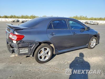 Trzecie zdjęcie samochodu z tyłu: 2013 TOYOTA COROLLA S VIN:5YFBU4EE2DP076226 - miniatura