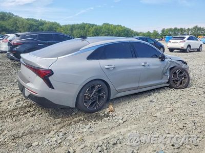 Trzecie zdjęcie samochodu z tyłu: 2025 KIA K5 GT LINE VIN:KNAG64J7XS5386073 - miniatura