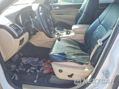 Zdjęcie 7 z 13 samochodu: 2018 JEEP GRAND CHEROKEE LAREDO VIN:1C4RJEAG5JC430393 - miniatura