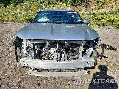 Piąte zdjęcie samochodu w środku: 2020 TOYOTA HIGHLANDER XLE VIN:5TDGZRBHXLS513155 - miniatura
