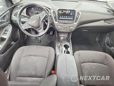 Zdjęcie 8 z 12 samochodu: 2018 CHEVROLET MALIBU LT VIN:1G1ZD5STXJF184807 - miniatura
