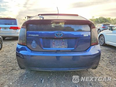 Zdjęcie 6 z 12 samochodu: 2013 TOYOTA PRIUS THREE VIN:JTDKN3DU7D1665860 - miniatura