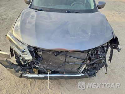 Zdjęcie 12 z 13 samochodu: 2018 NISSAN ROGUE S VIN:5N1AT2MV8JC729453 - miniatura
