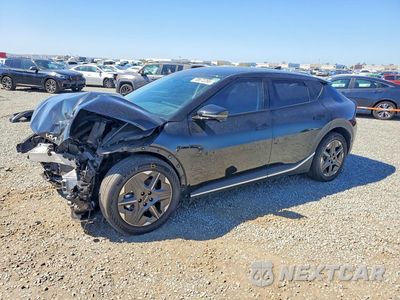 2025 KIA EV6 LIGHT LONG RANGE 5XYC34JA2SG010657 - główne zdjęcie licytacji z USA - miniatura