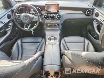 Zdjęcie 8 z 13 samochodu: 2019 MERCEDES-BENZ GLC 300 4MATIC VIN:WDC0G4KB2KV124322 - miniatura