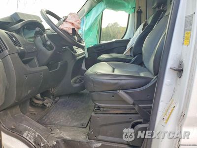 Zdjęcie 7 z 12 samochodu: 2021 RAM PROMASTER 2500 DELIVERY VAN VIN:3C6LRVDG2ME528022 - miniatura