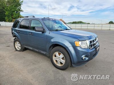 Czwarte zdjęcie samochodu z boku: 2012 FORD ESCAPE XLT VIN:1FMCU0DG3CKC14266 - miniatura